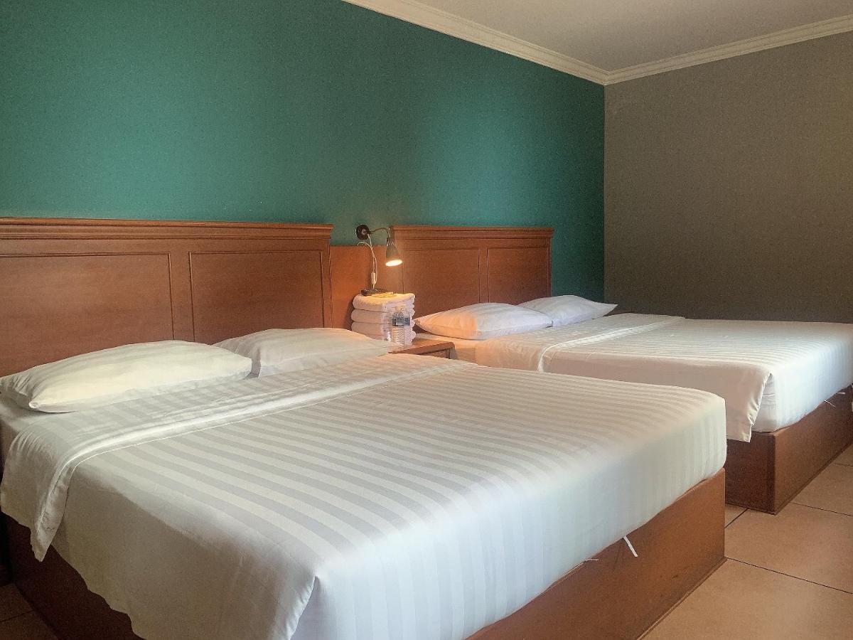 River Park Hotel Сибу Екстериор снимка