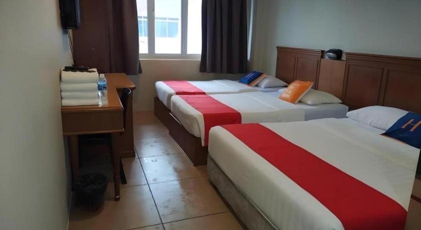 River Park Hotel Сибу Екстериор снимка